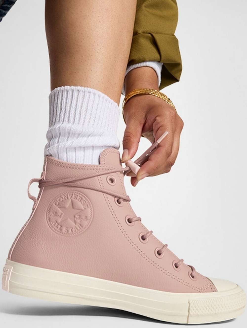 Converse Chuck Taylor Weatherized Leather Women's Size 9